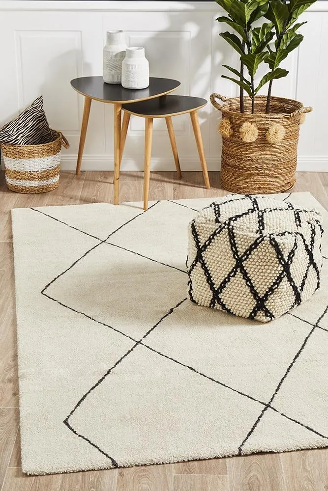 Broadway 931 Rug (Ivory) by Rug Culture