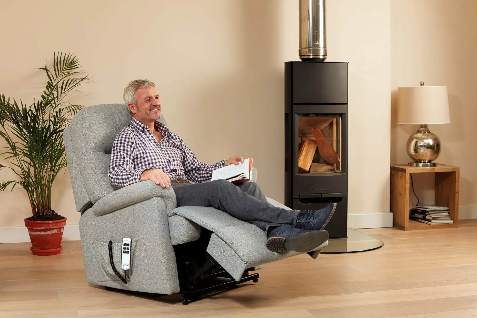 Sherborne Keswick Electric Rise Recliner