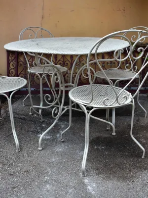 Vintage French garden table with four chairs